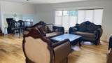 2577 Sunnyside Crescent - Photo 5