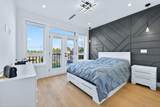 4990 Sherbrooke Street - Photo 13