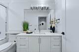 4990 Sherbrooke Street - Photo 19