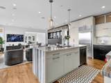 942 Keil Street - Photo 10