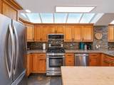 1246 Oxford Street - Photo 31