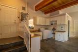 2333 Sturdies Bay Road - Photo 24