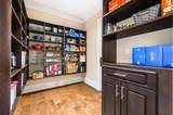 2923 Woodcrest Place - Photo 15