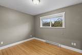 5745 Laurel Street - Photo 12
