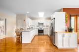 571 Roocroft Lane - Photo 5