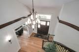 352 St. James Crescent - Photo 3
