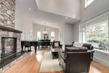352 St. James Crescent - Photo 4