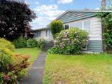 4156 Castlewood Crescent - Photo 3