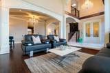 9028 Pinewell Crescent - Photo 4