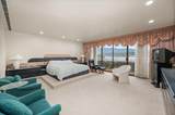 828 Beachview Drive - Photo 17