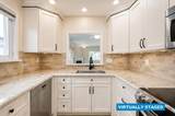 1400 164 Street - Photo 6