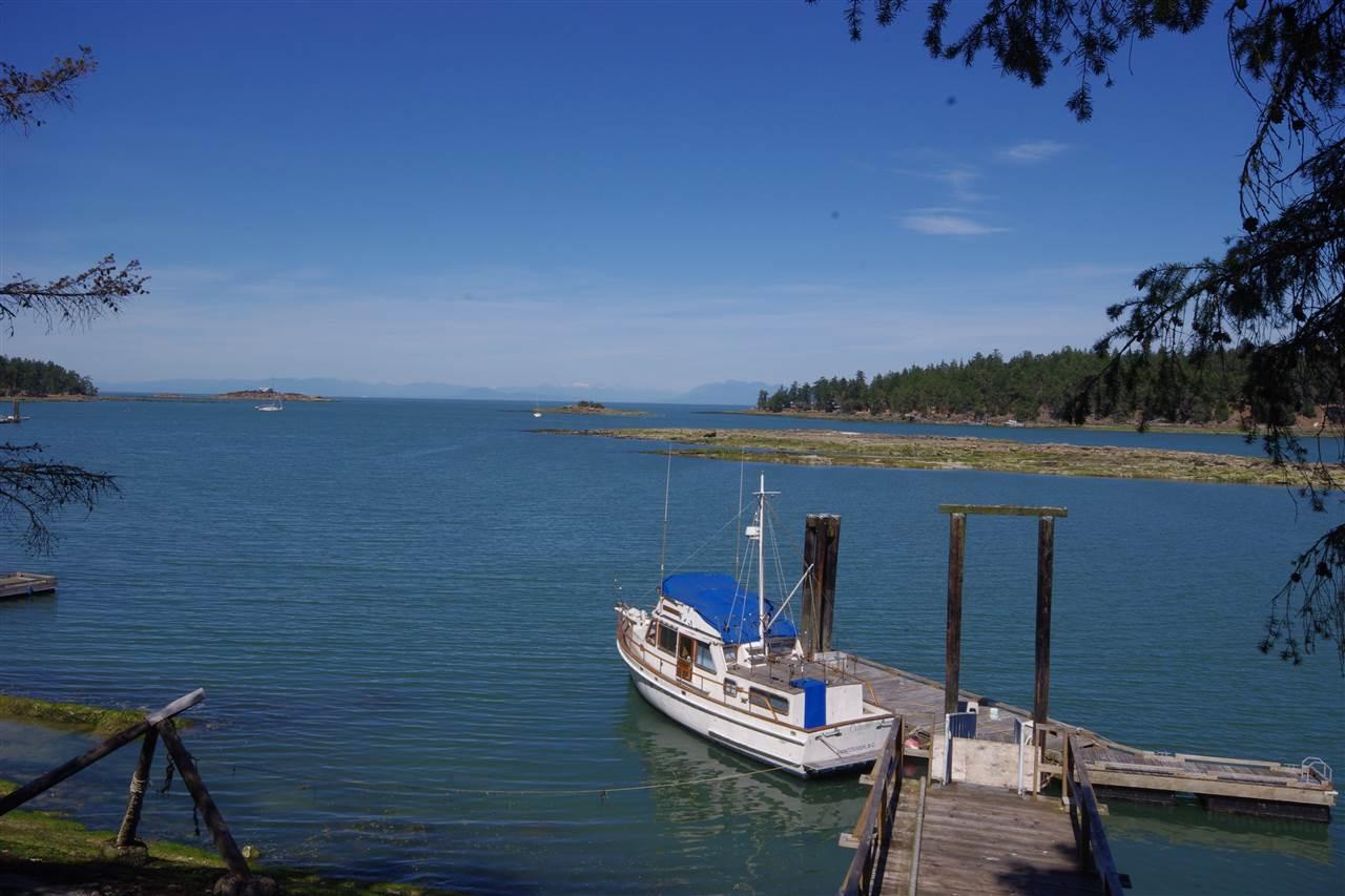 1363 Sturdies Bay Road - Photo 1
