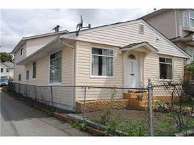 2315 Kingsway - Photo 1