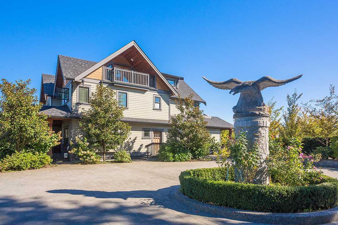 6038 10TH Avenue - Photo 1