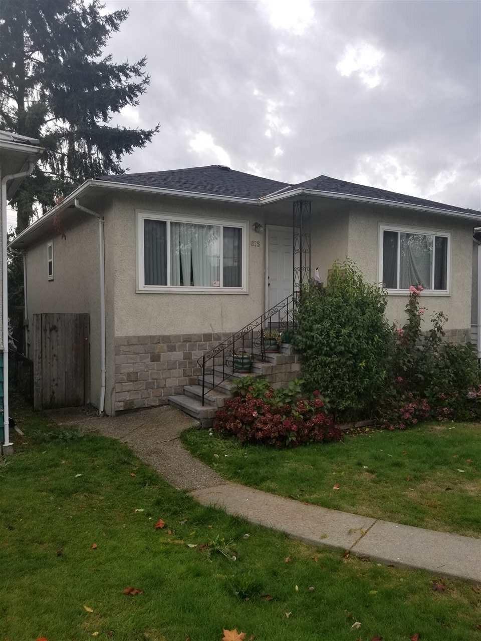 875 Nanaimo Street - Photo 1