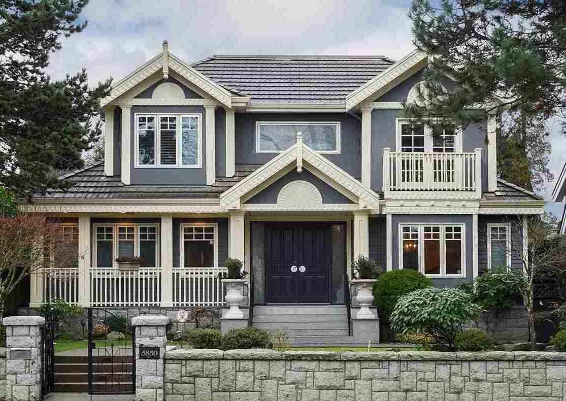 5850 Cartier Street - Photo 1