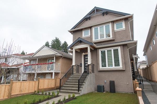 5474 Dundee Street - Photo 1