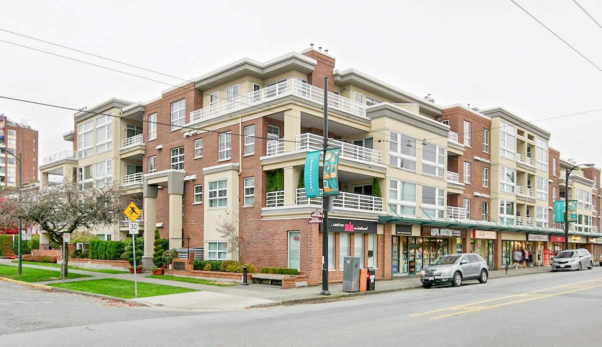 2105 42ND Avenue - Photo 1