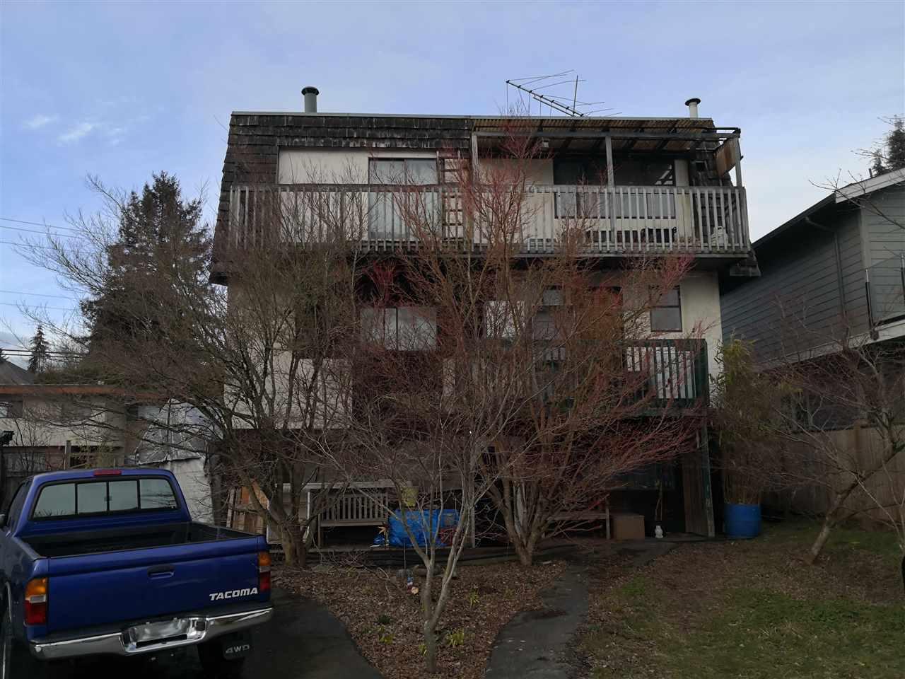 656 17TH Street - Photo 1