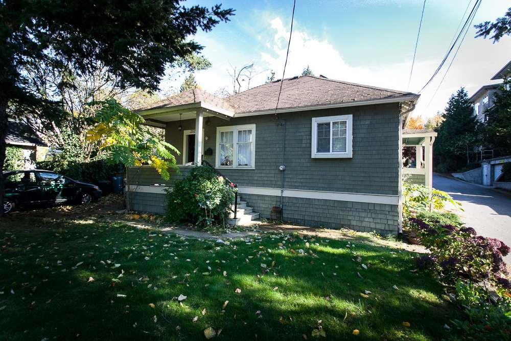 2522 Campbell Avenue - Photo 1