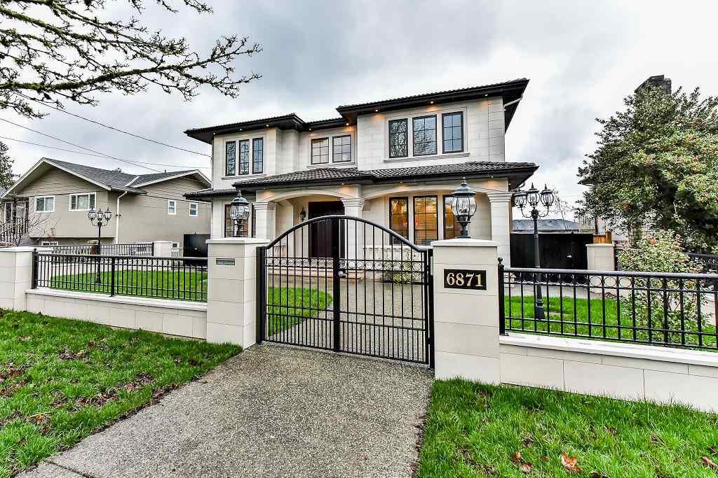 6871 Dunnedin Street - Photo 1