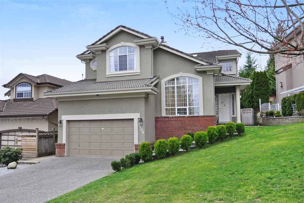 1508 Pinetree Way - Photo 1