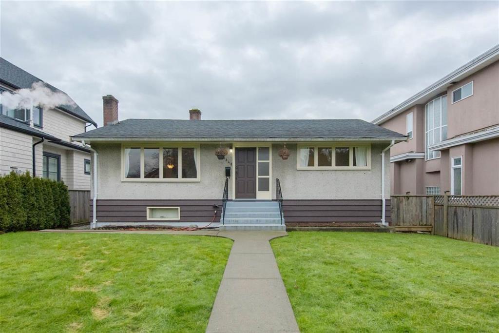 2348 Oliver Crescent - Photo 1