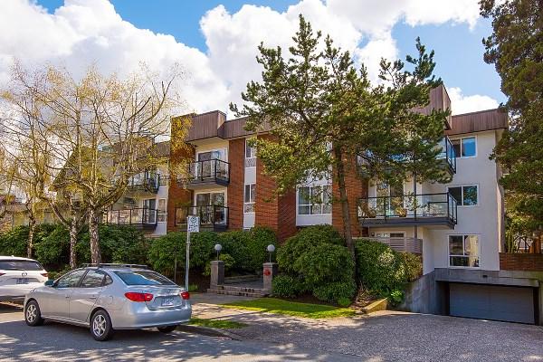 1640 11TH Avenue - Photo 1