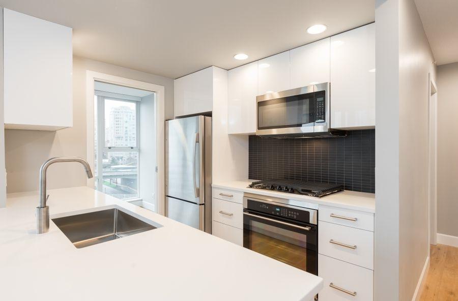550 Pacific Street - Photo 1