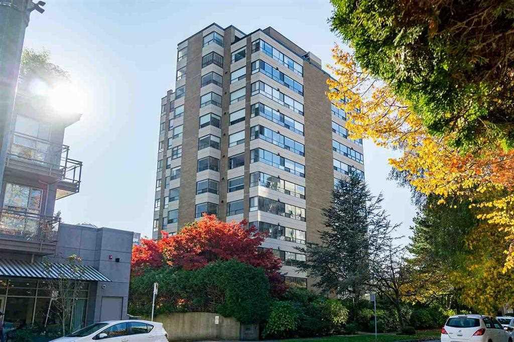 2150 40TH Avenue - Photo 1