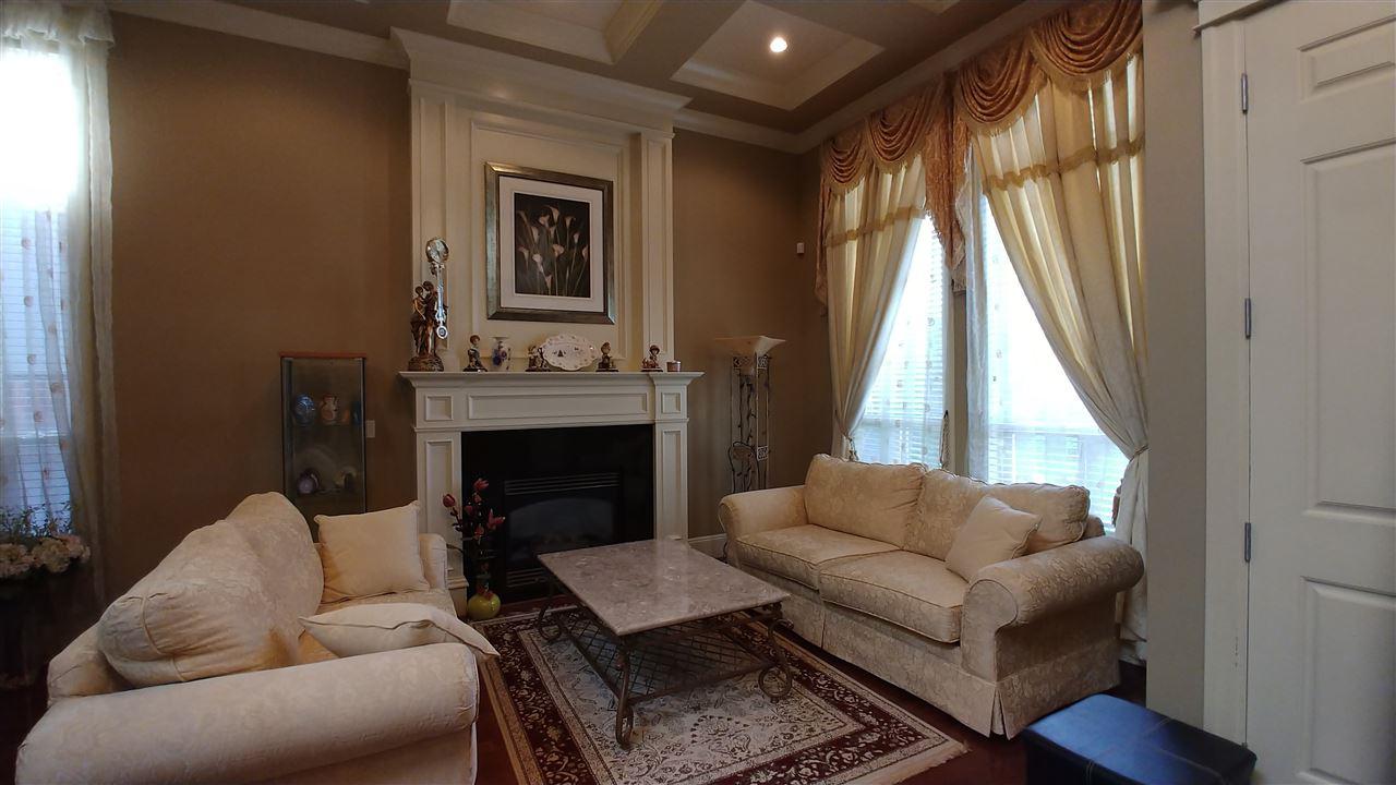 5060 Linfield Gate - Photo 1