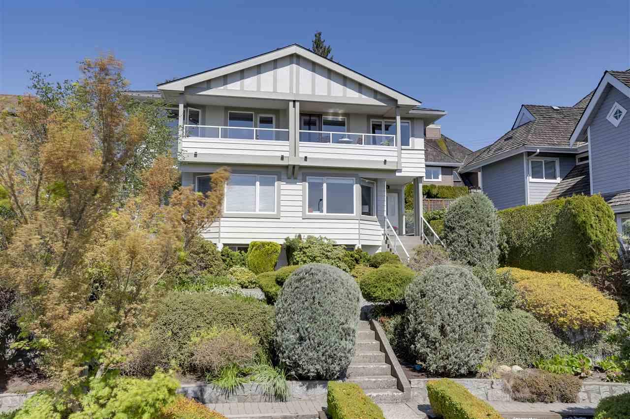 274 5TH Street - Photo 1