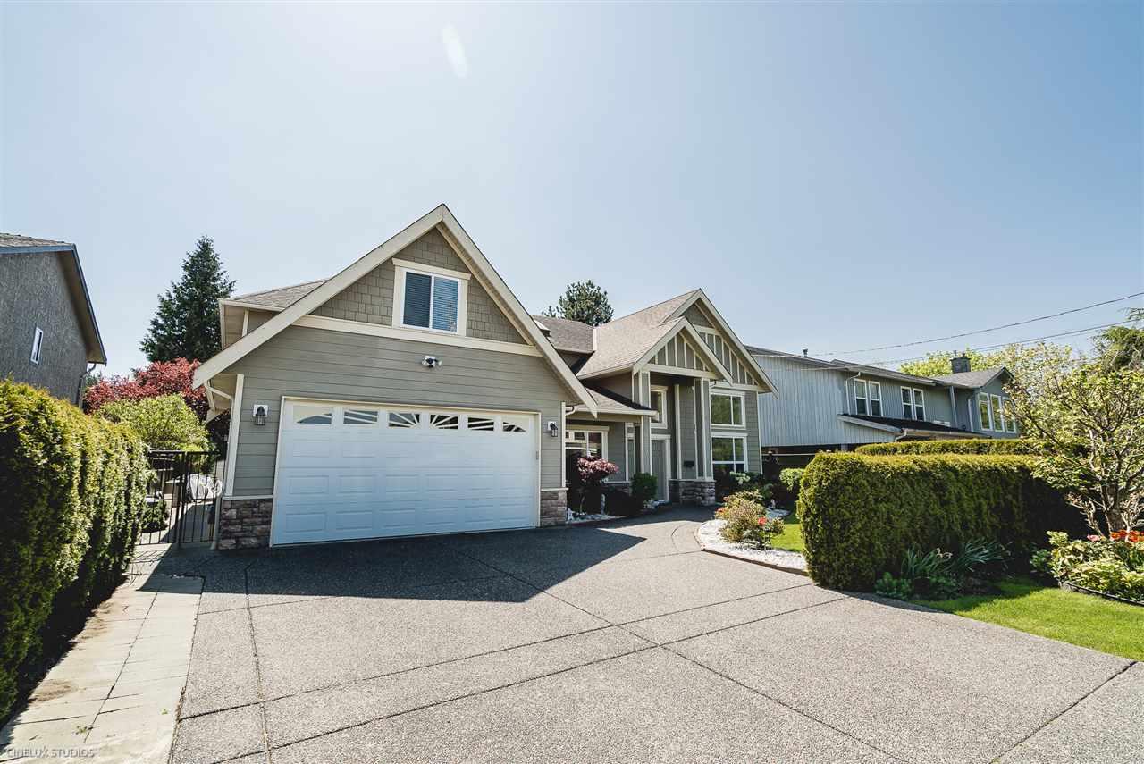 5590 48B Avenue - Photo 1