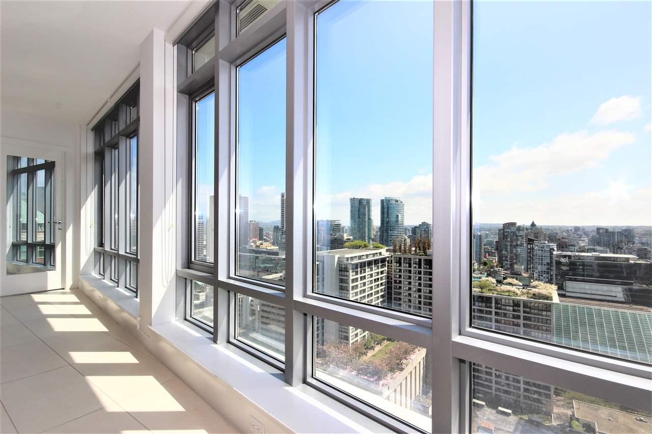 1028 Barclay Street - Photo 1