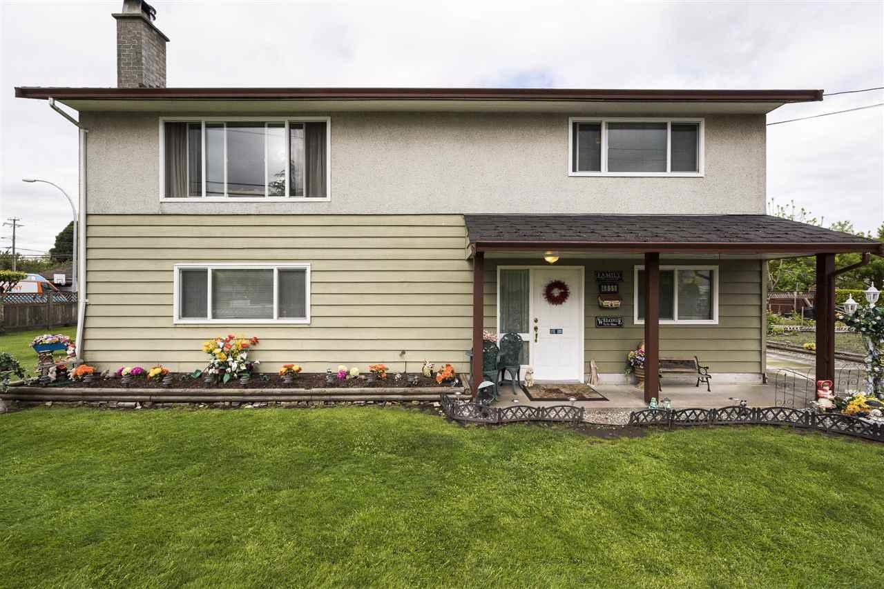 4855 58 Street - Photo 1
