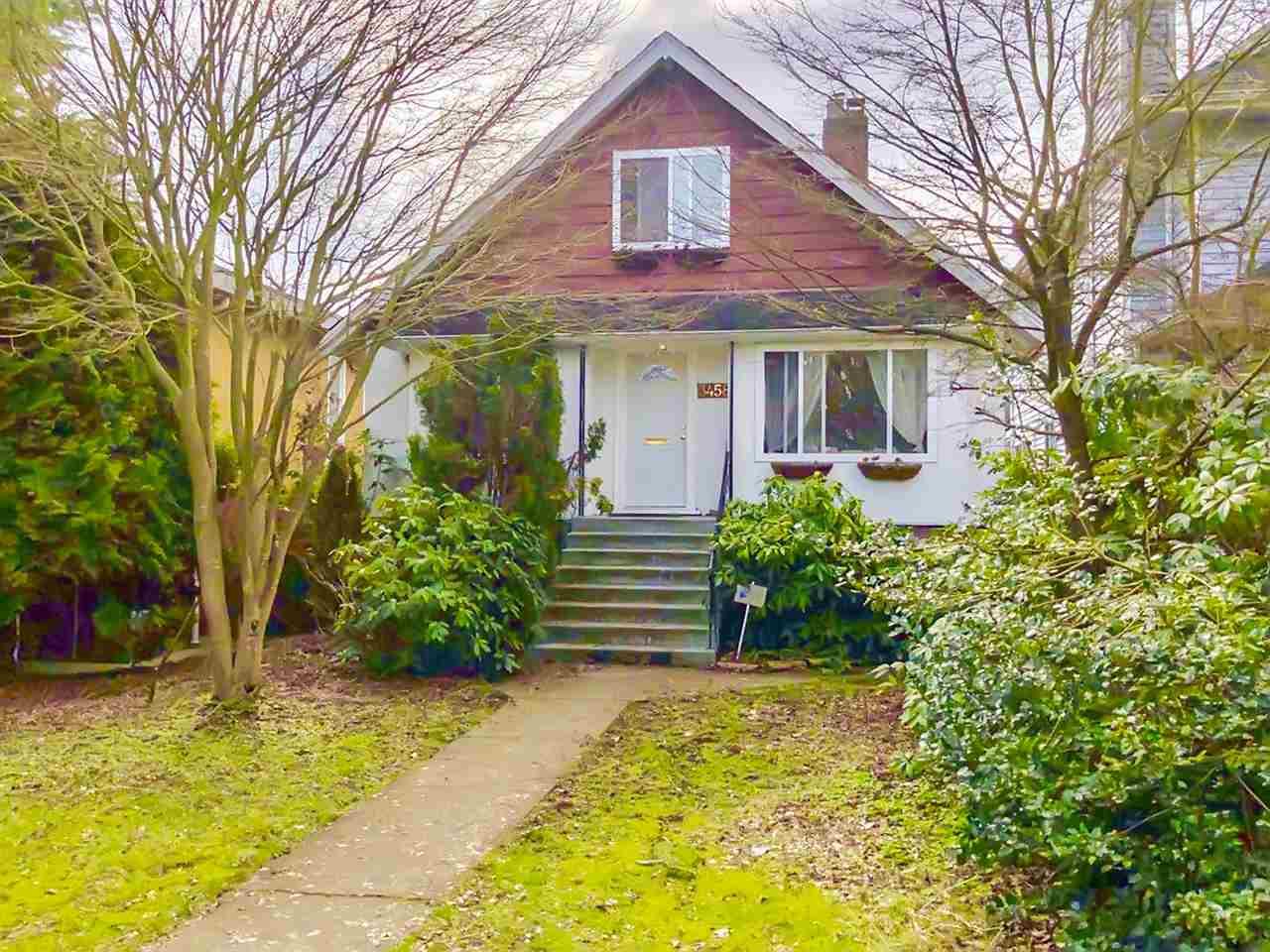 3458 King Edward Avenue - Photo 1