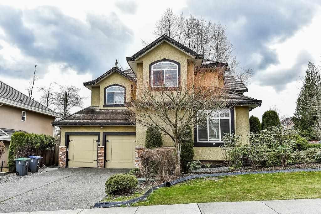 9238 164 Street - Photo 1
