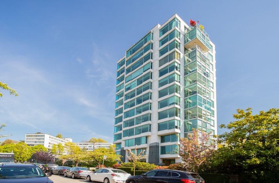 1550 15TH Avenue - Photo 1