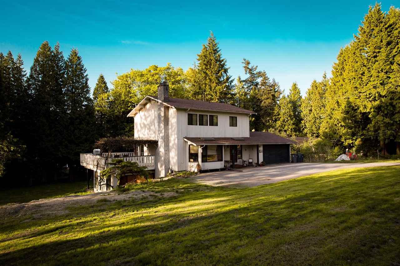 13395 28 Avenue - Photo 1