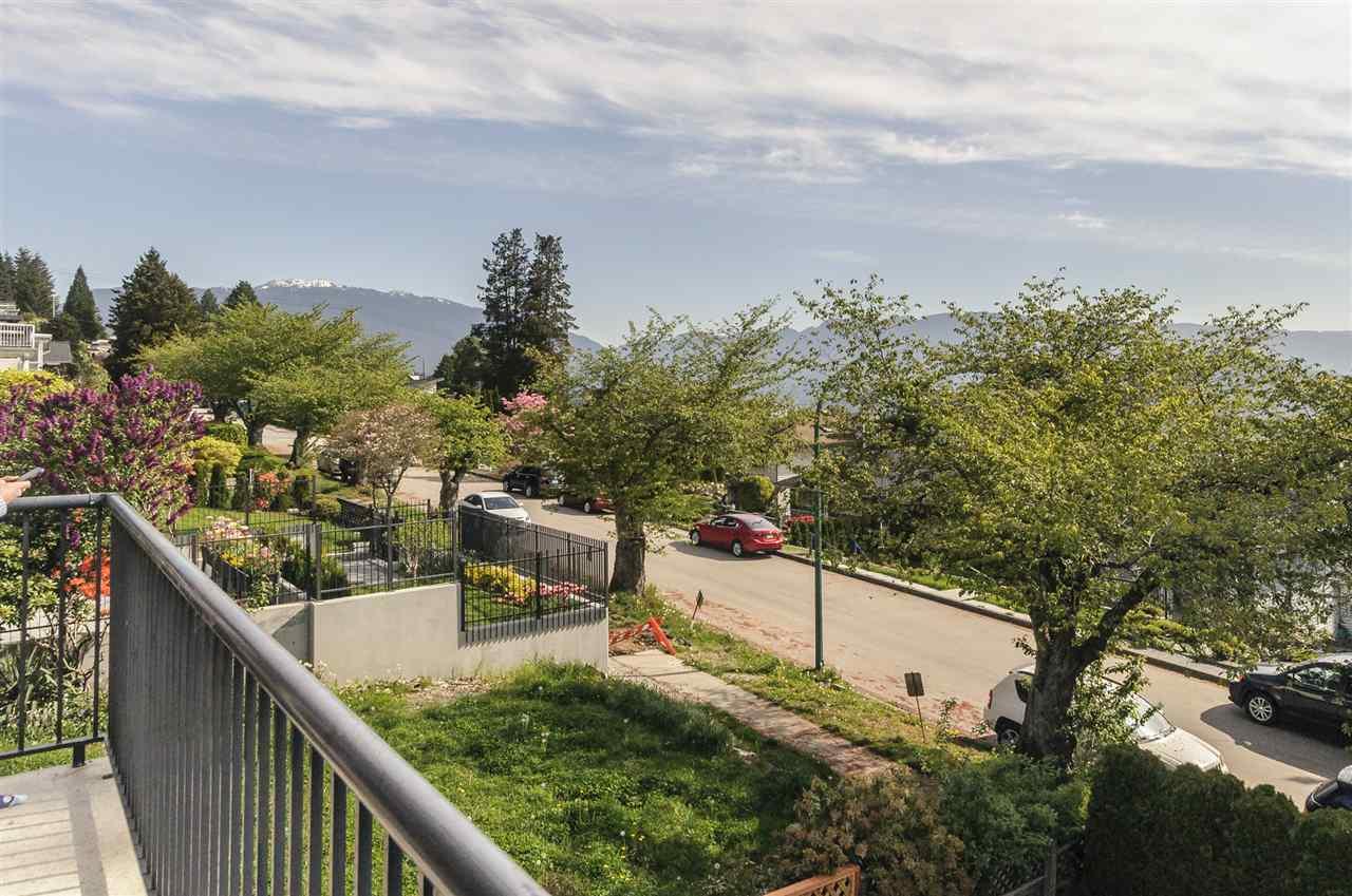 65 Ellesmere Avenue - Photo 1
