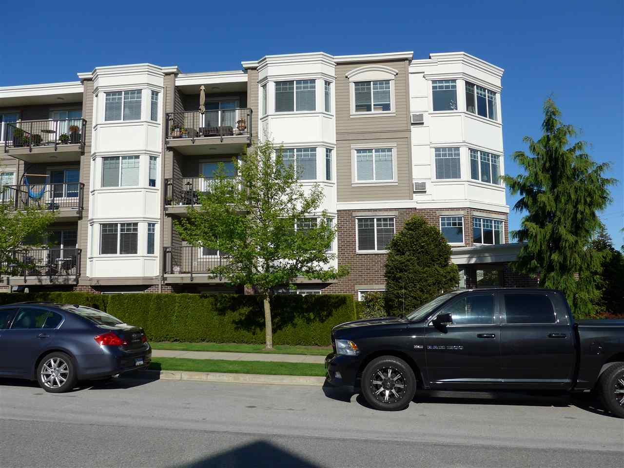 15357 Roper Avenue - Photo 1