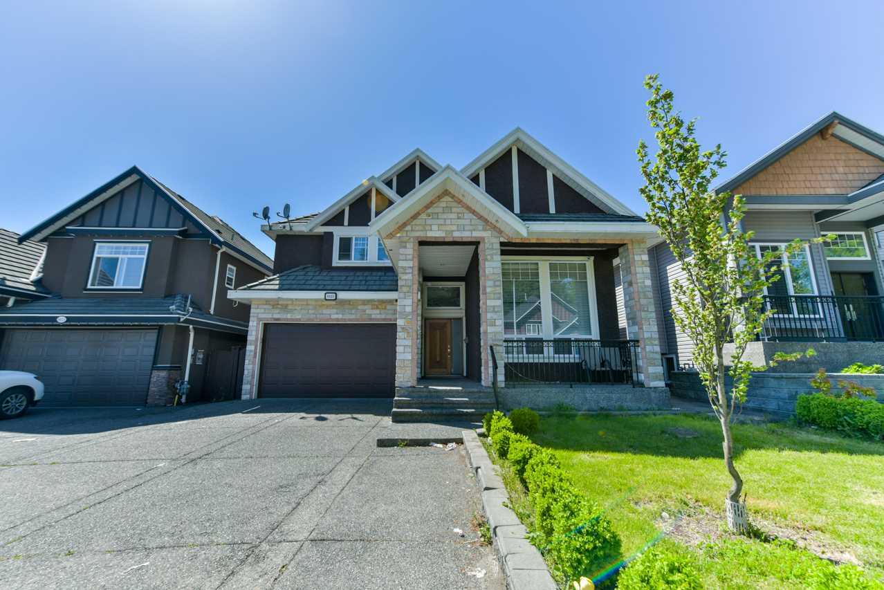 8825 131 Street - Photo 1