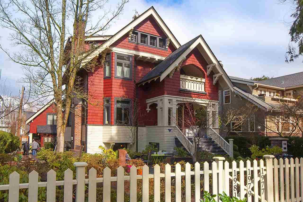 1979 15TH Avenue - Photo 1