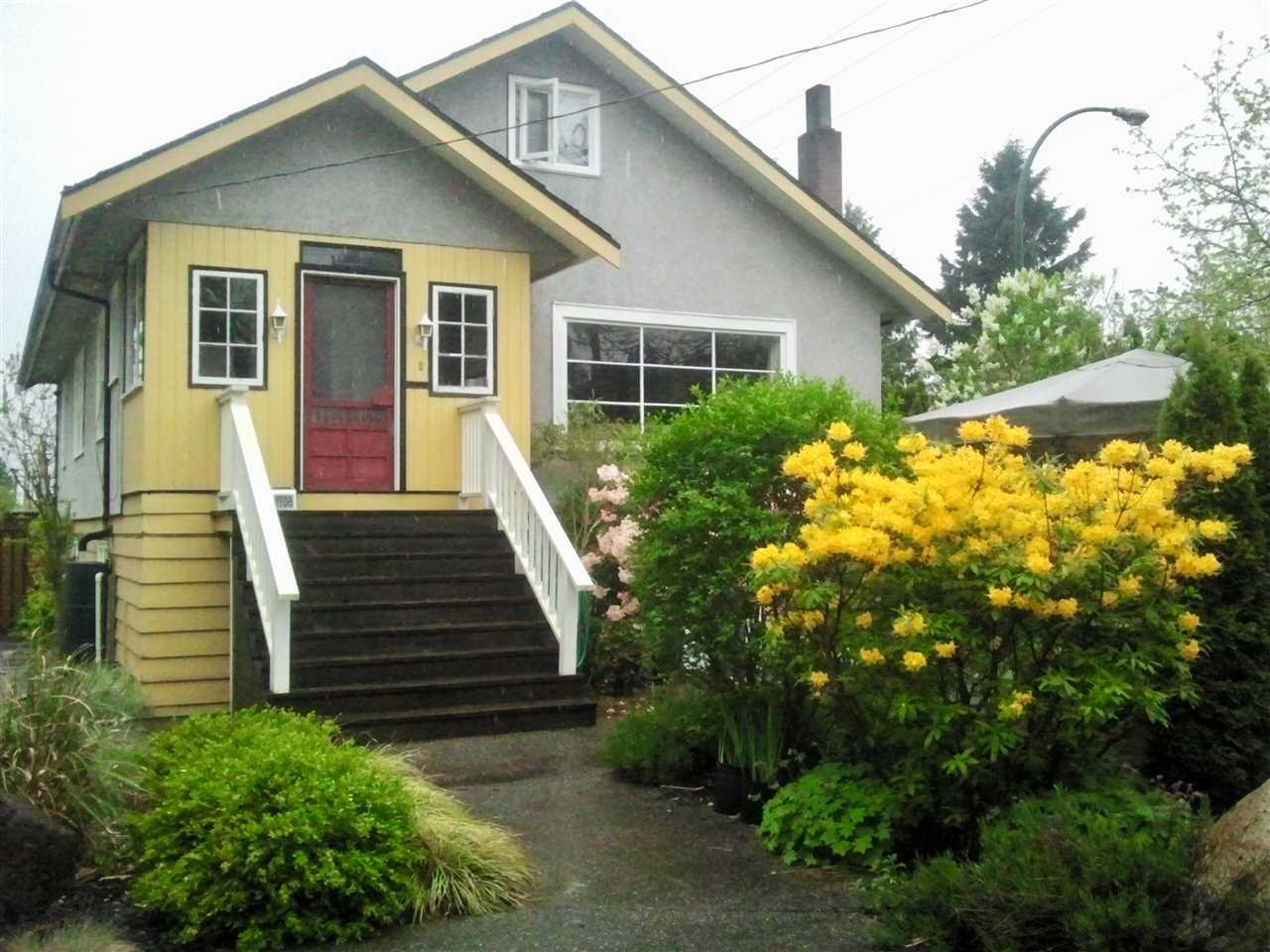1108 53RD Avenue - Photo 1