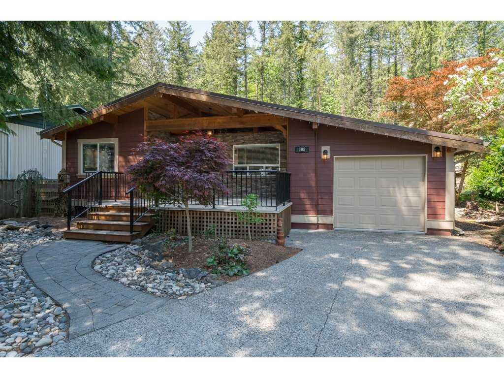 608 Mountain View Road - Photo 1