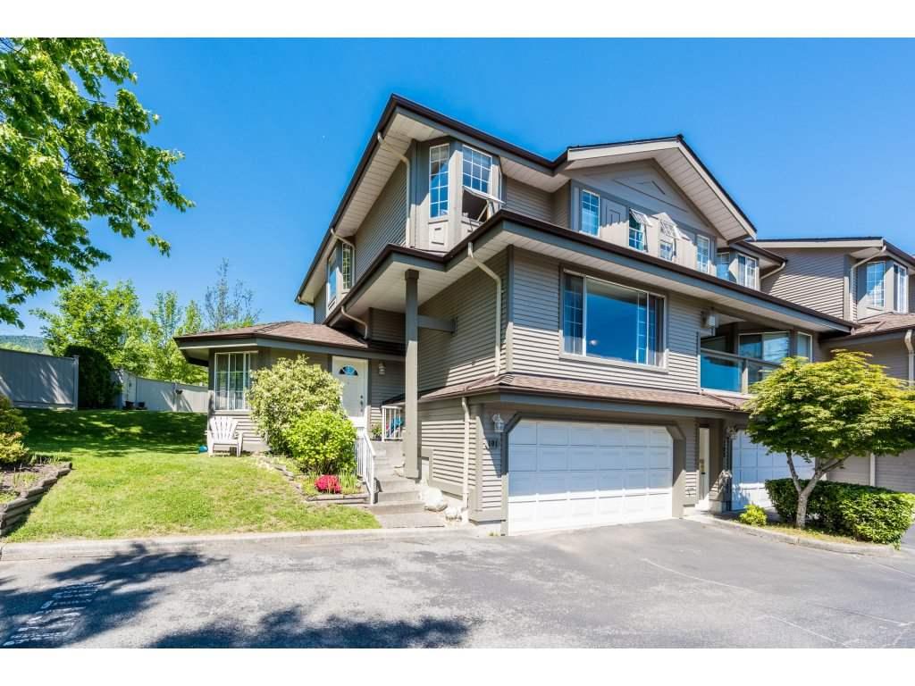 2880 Panorama Drive - Photo 1
