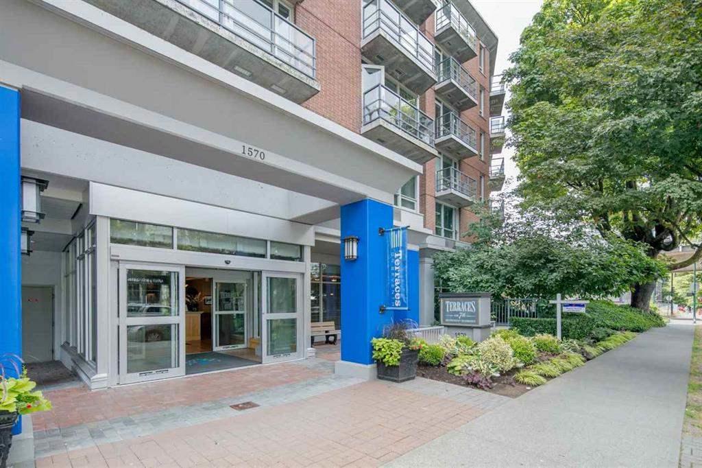 1570 7TH Avenue - Photo 1