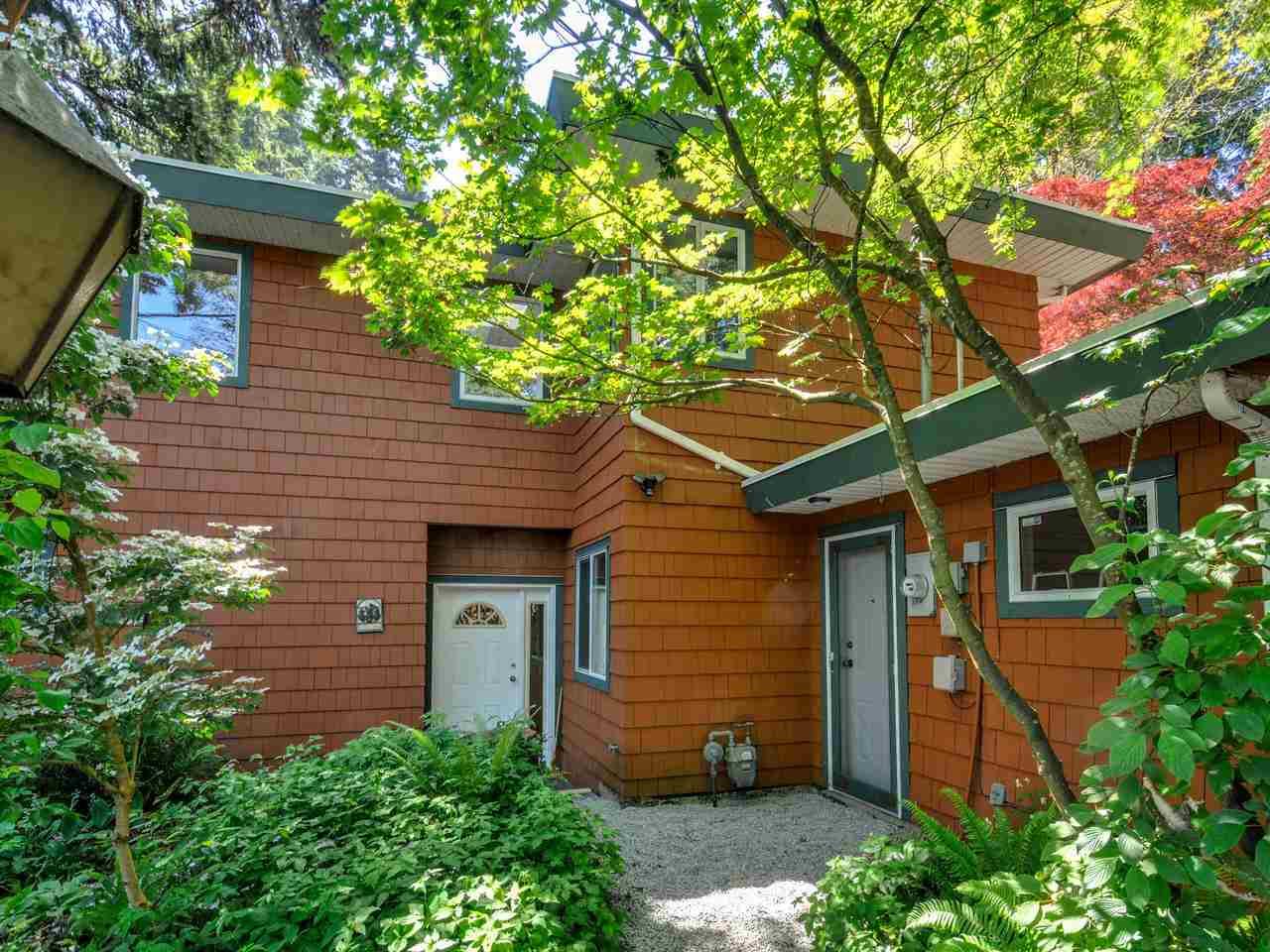 1079 Stevens Street - Photo 1