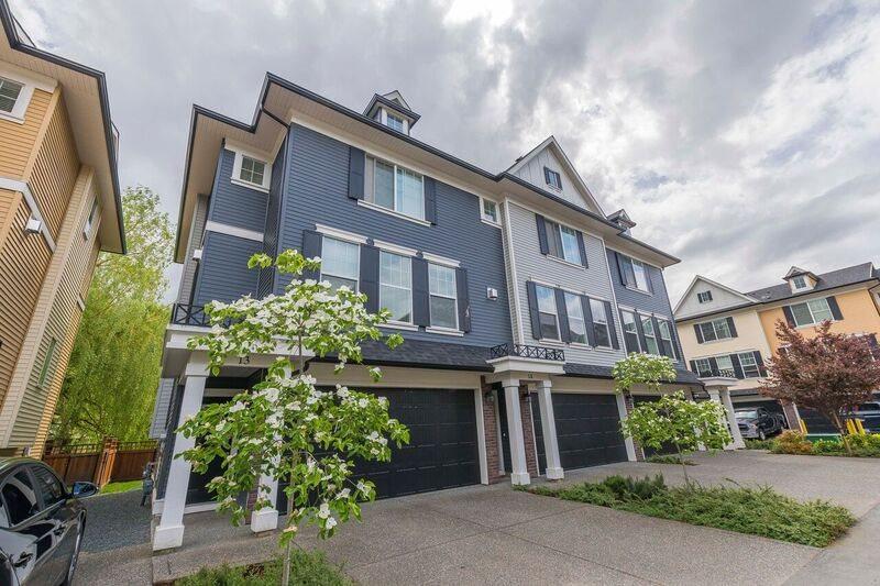 1640 Mackay Crescent - Photo 1