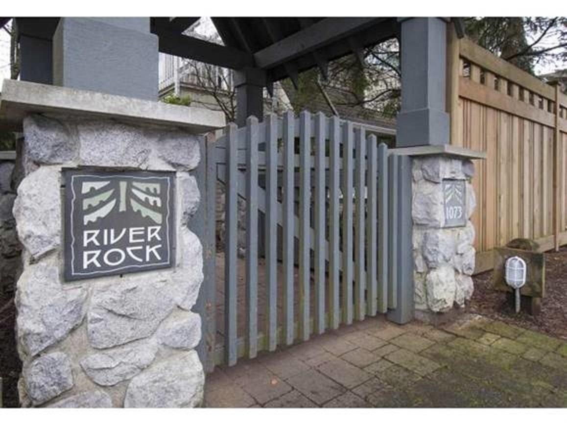 1073 Lynn Valley Road - Photo 1
